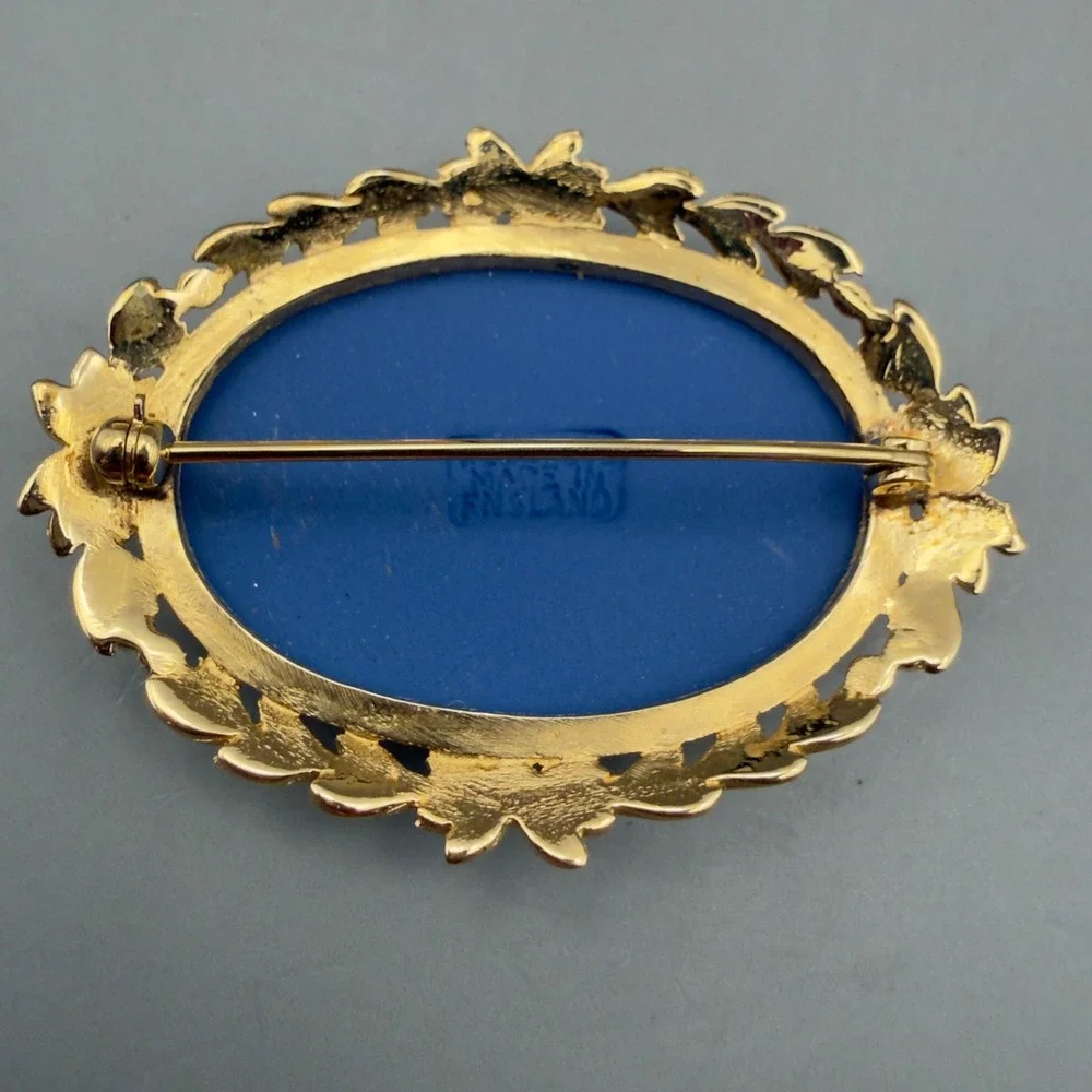 Wedgwood Brooch Blue Jasperware Gold Tone Floral Frame Neoclassical Made England